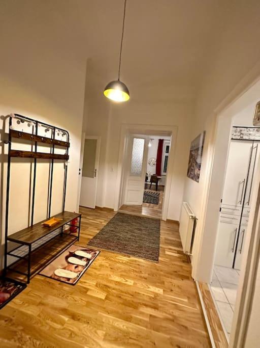 Klimatisierter Wiener Altbauflair Im Zentrum Wiens Exteriér fotografie